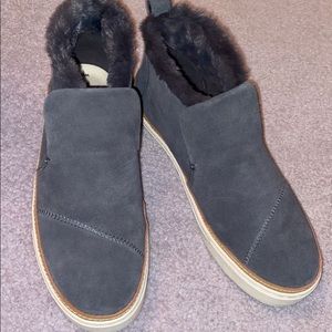 COPY - Tom’s Navy Furry Boot